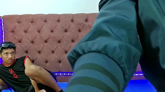 Snapshot of boys_yourparty chatting on 01.29.25 boys yourparty online show from 01.29.25