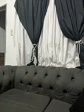 PEACHY439 online show from 03.22.25