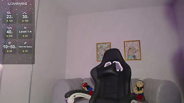 Snapshot of _ella_b chatting on 01.15.25 ella b online show from 01.15.25