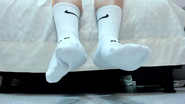 SophieHarris  online show from 02.03.25