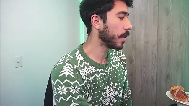 Snapshot of dam0n_fr0st chatting on 12.03.24 dam0n fr0st online show from 12.03.24