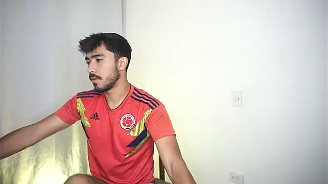 Snapshot of dam0n_fr0st chatting on 09.29.25 dam0n fr0st online show from 09.29.25