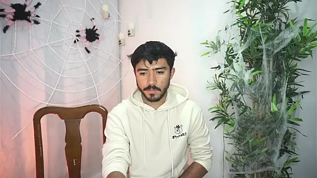 Snapshot of dam0n_fr0st chatting on 10.17.25 dam0n fr0st online show from 10.17.25