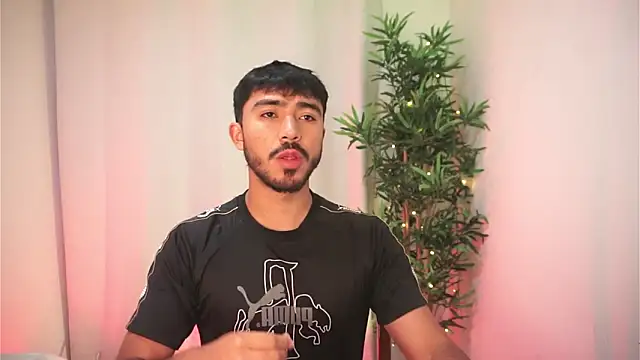 Snapshot of dam0n_fr0st chatting on 11.06.25 dam0n fr0st online show from 11.06.25