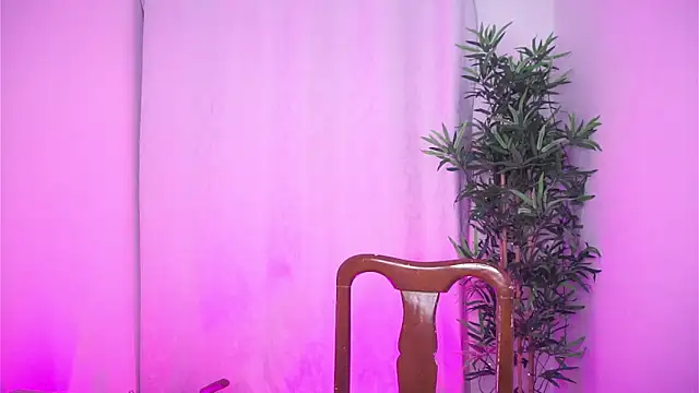 Snapshot of dam0n_fr0st chatting on 11.07.25 dam0n fr0st online show from 11.07.25