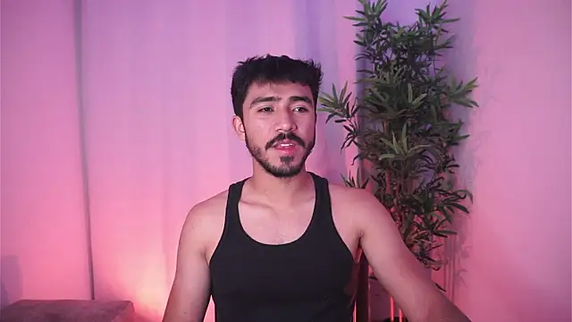 Snapshot of dam0n_fr0st chatting on 11.18.25 dam0n fr0st online show from 11.18.25