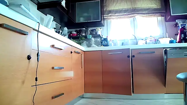 Snapshot of Kalia_Cross chatting on 10.24.25 Kalia Cross online show from 10.24.25