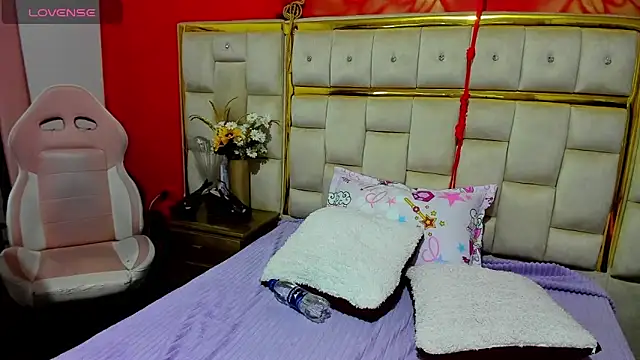 stripcharming  online show from 09.09.25