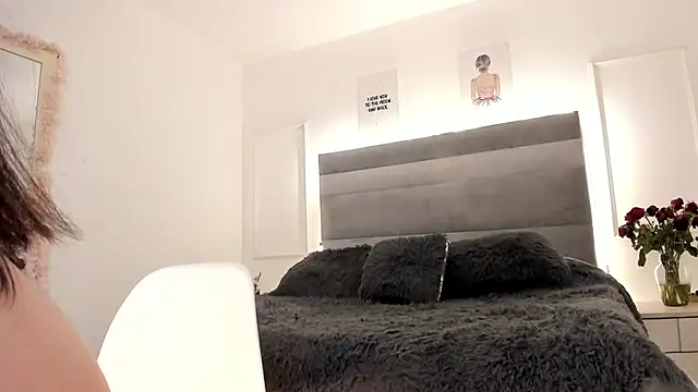 Snapshot of Eliz_jane chatting on 02.20.25 Eliz jane online show from 02.20.25