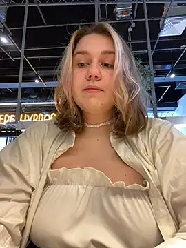 SuzieMurray online show from 03.18.25