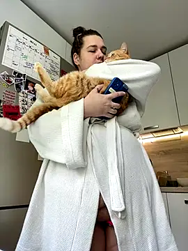 SuzieMurray online show from 09.12.25