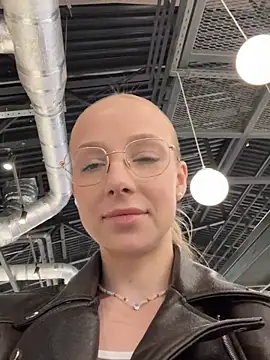 CaseyStar online show from 03.17.25