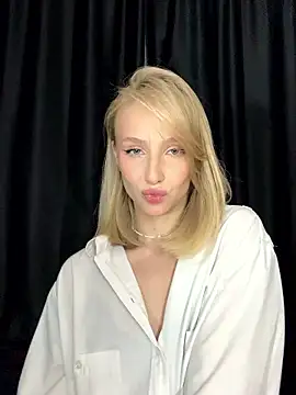 CaseyStar online show from 01.11.26