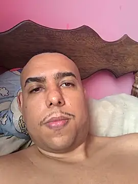 FABINHOSEOAU online show from 12.04.24