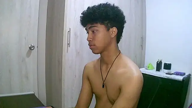 sexy diamante  online show from 09.26.25