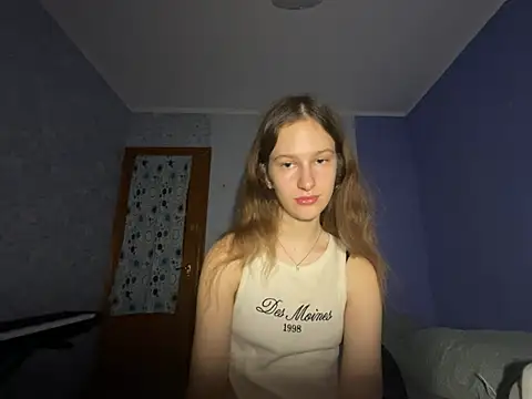 Snapshot of Eva_Angel3 chatting on 01.27.25 Eva Angel3 online show from 01.27.25