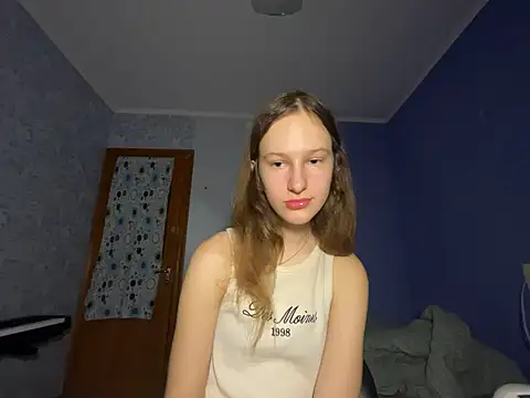 Snapshot of Eva_Angel3 chatting on 02.04.25 Eva Angel3 online show from 02.04.25