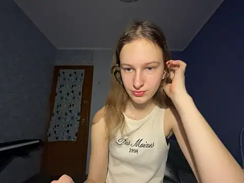 Snapshot of Eva_Angel3 chatting on 02.15.25 Eva Angel3 online show from 02.15.25