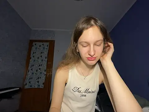 Snapshot of Eva_Angel3 chatting on 02.24.25 Eva Angel3 online show from 02.24.25