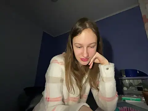 Snapshot of Eva_Angel3 chatting on 03.08.25 Eva Angel3 online show from 03.08.25