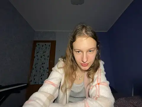 Snapshot of Eva_Angel3 chatting on 03.12.25 Eva Angel3 online show from 03.12.25