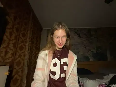 Snapshot of Eva_Angel3 chatting on 09.25.25 Eva Angel3 online show from 09.25.25