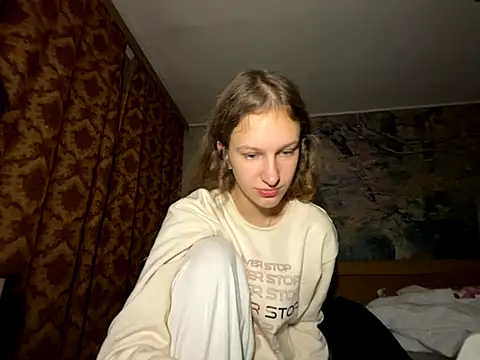 Snapshot of Eva_Angel3 chatting on 10.02.25 Eva Angel3 online show from 10.02.25