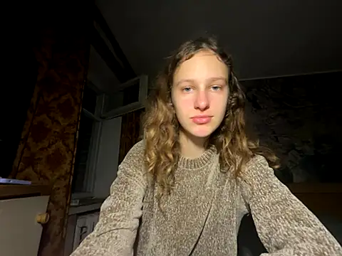 Snapshot of Eva_Angel3 chatting on 11.05.25 Eva Angel3 online show from 11.05.25