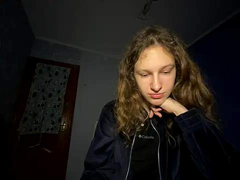 Snapshot of Eva_Angel3 chatting on 11.10.25 Eva Angel3 online show from 11.10.25