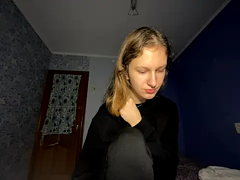 Snapshot of Eva_Angel3 chatting on 11.30.25 Eva Angel3 online show from 11.30.25