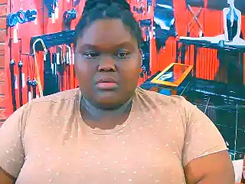 EbonyHotBuns online show from 11.18.25