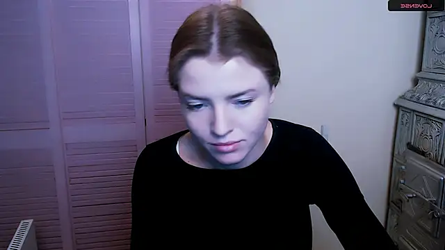 Snapshot of MissOliviaa_ chatting on 01.12.25 MissOliviaa online show from 01.12.25