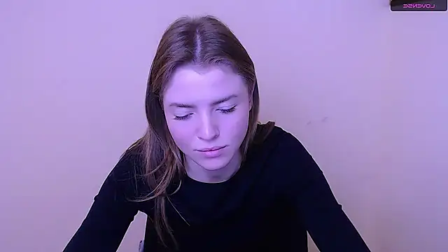 Snapshot of MissOliviaa_ chatting on 01.17.25 MissOliviaa online show from 01.17.25