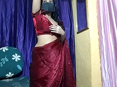 Snapshot of poojaxxx65 chatting on 01.10.26 poojaxxx65 online show from 01.10.26