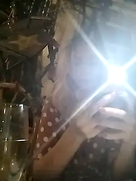 Snapshot of SerenaGrantt chatting on 09.16.25 SerenaGrantt online show from 09.16.25