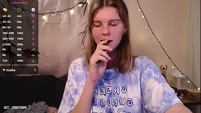 Moona xx online show from 12.15.24