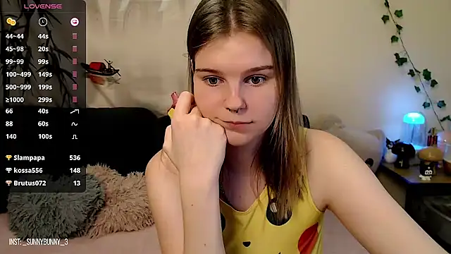 Moona xx online show from 03.12.25