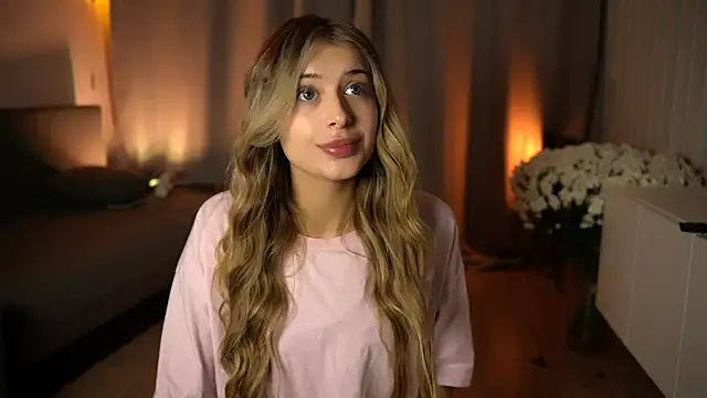 elisa moon online show from 12.02.24