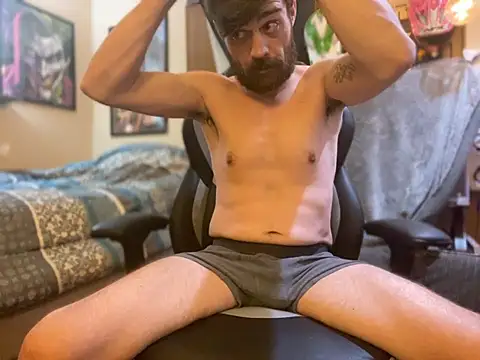 slutty guy12 online show from 02.11.25