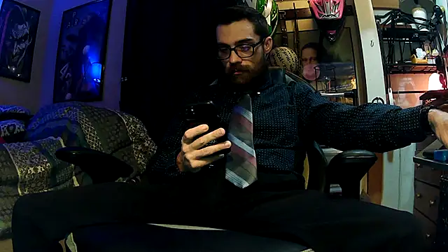 slutty guy12 online show from 02.23.25