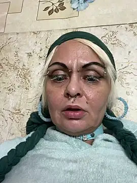 Gardener of Illusions online show from 02.23.25