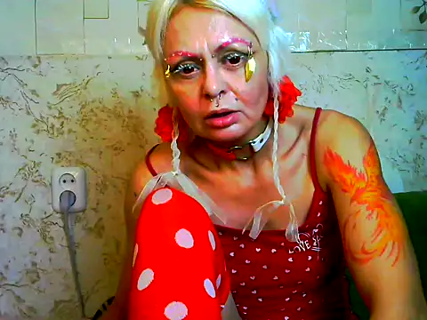 Gardener of Illusions online show from 11.20.25