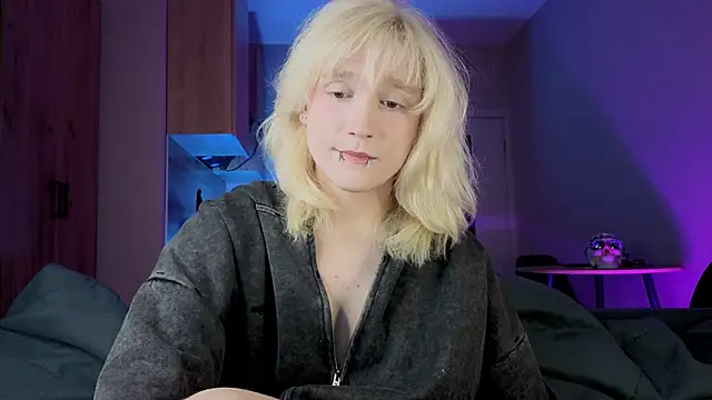 Snapshot of Gregory_Byyrd chatting on 09.17.25 Gregory Byyrd online show from 09.17.25