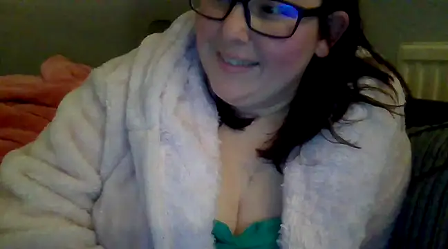 Curvy-Clare-30 online show from 12.08.24