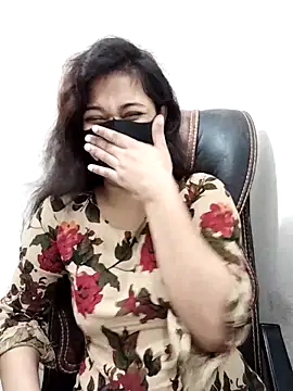 Snapshot of Tapur- chatting on 09.16.25 Tapur- online show from 09.16.25