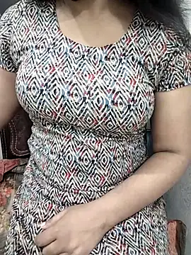 Snapshot of Tapur- chatting on 09.26.25 Tapur- online show from 09.26.25