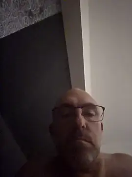 Crosss-23cm online show from 11.12.25