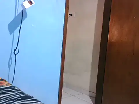 Snapshot of pornstarbrezillian chatting on 02.20.25 pornstarbrezillian online show from 02.20.25