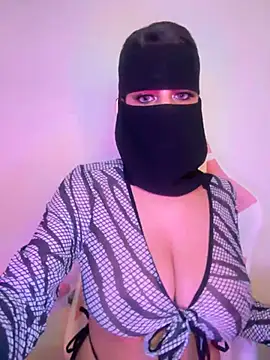 shanelle0 online show from 12.11.24