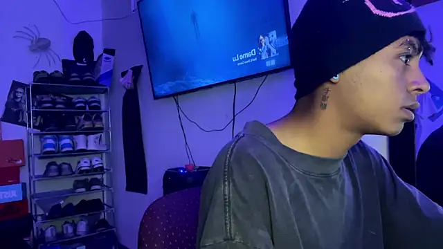 Snapshot of _Billowy_ chatting on 12.05.25 Billowy online show from 12.05.25